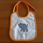 Details: Babylätzchen Elefant